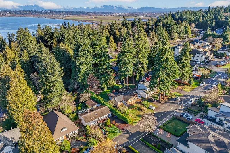 12645 27A AVENUE - photo 4 of 17