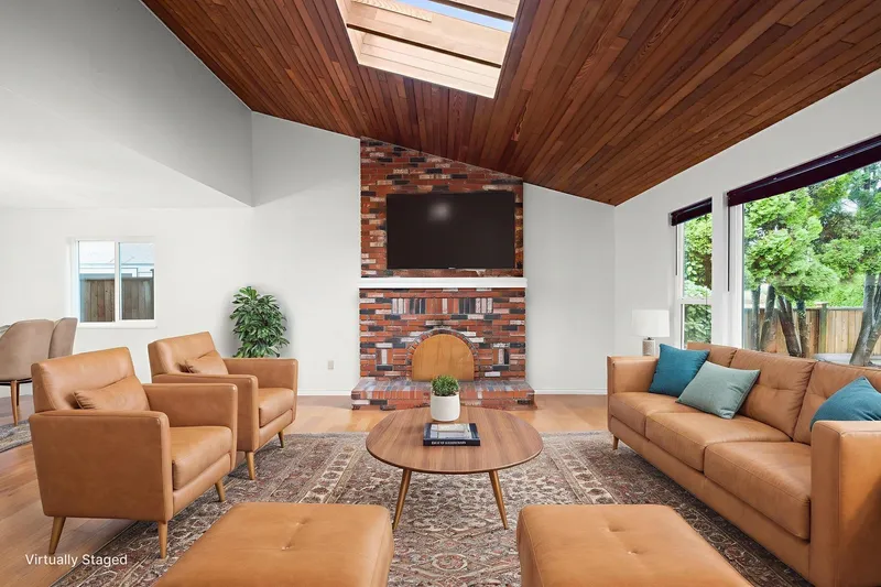 1140 LANSDOWNE DRIVE - photo 1 of 25