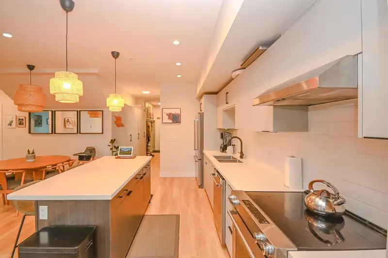 2309 CLARKE STREET - photo 4 of 35