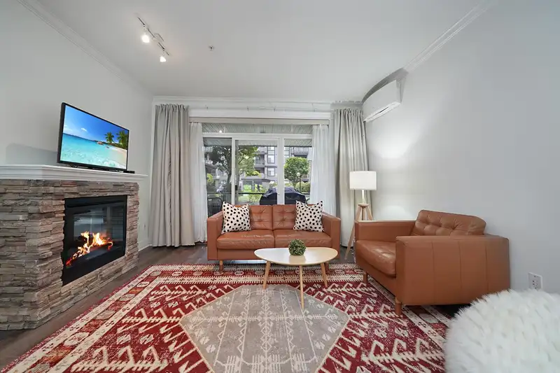 106 2068 SANDALWOOD CRESCENT - photo 4 of 21