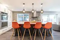 5365 MAPLE CRESCENT - thumbnail 8