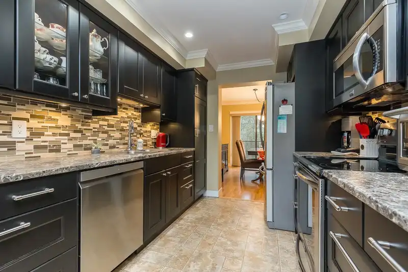 42 2962 NELSON PLACE - photo 2 of 34