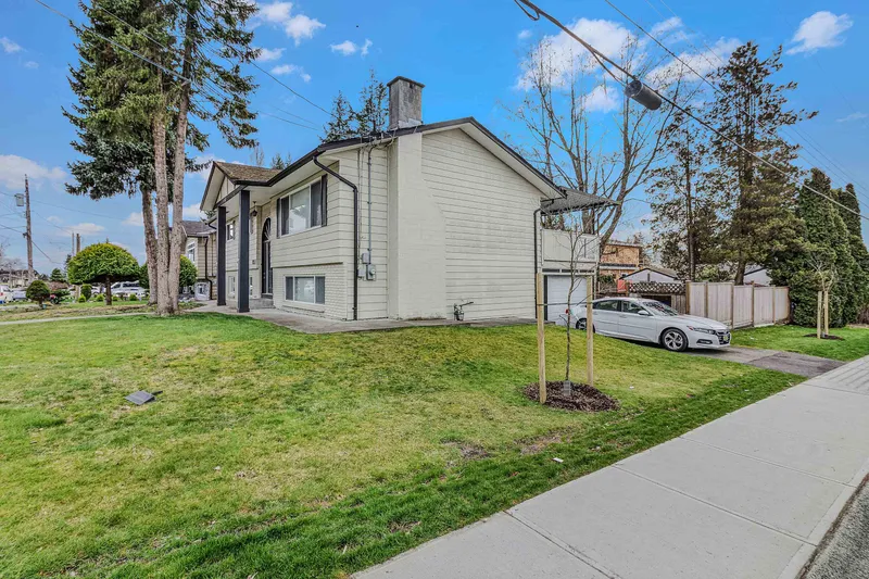 7923 110A STREET - photo 3 of 25