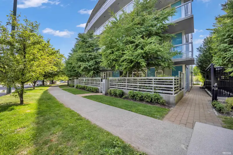 107 5189 CAMBIE STREET - photo 1 of 26