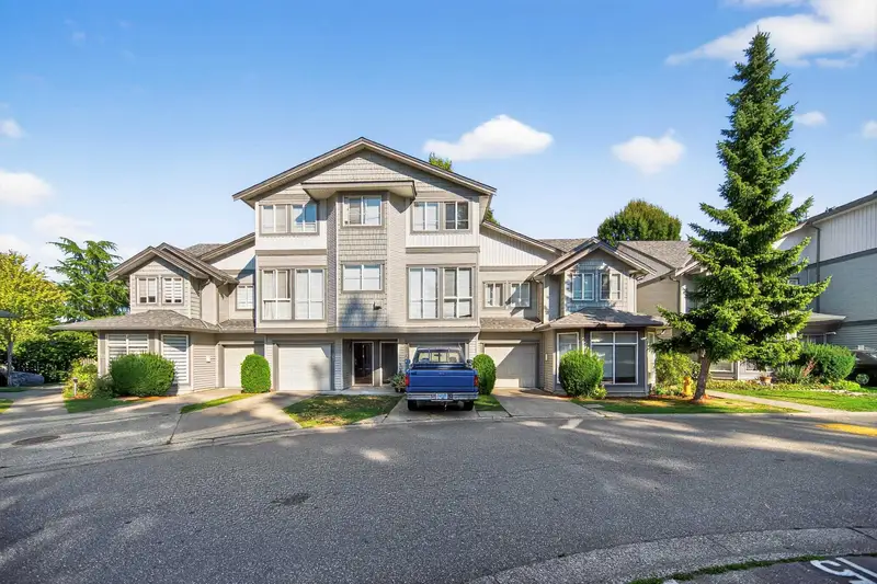 30 7250 144 STREET - photo 2 of 23