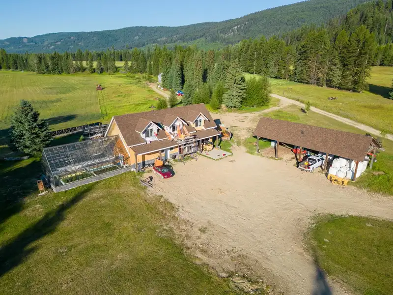 9200 RENDELL CREEK ROAD - photo 4 of 40