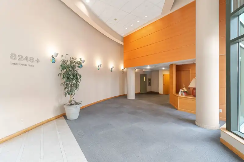 505 8248 LANSDOWNE ROAD - photo 4 of 15