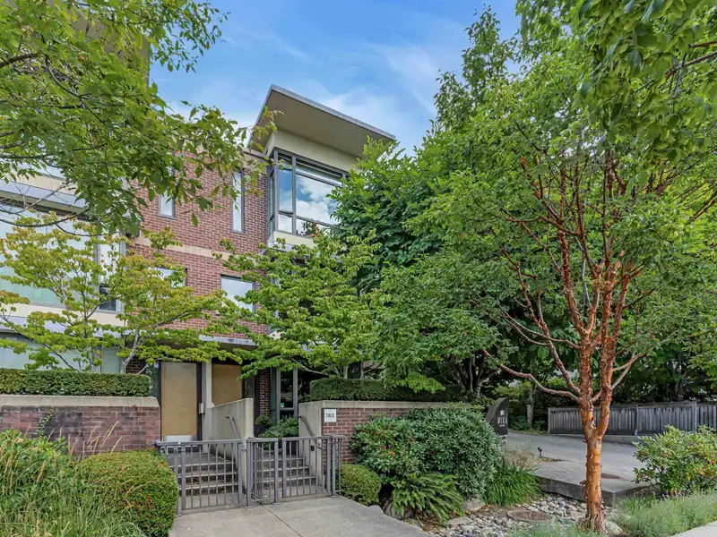 180 W 6TH STREET - photo 2 of 27