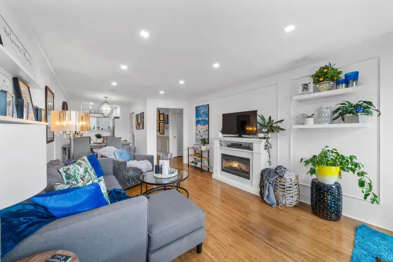 341 MARATHON COURT - photo 1 of 29