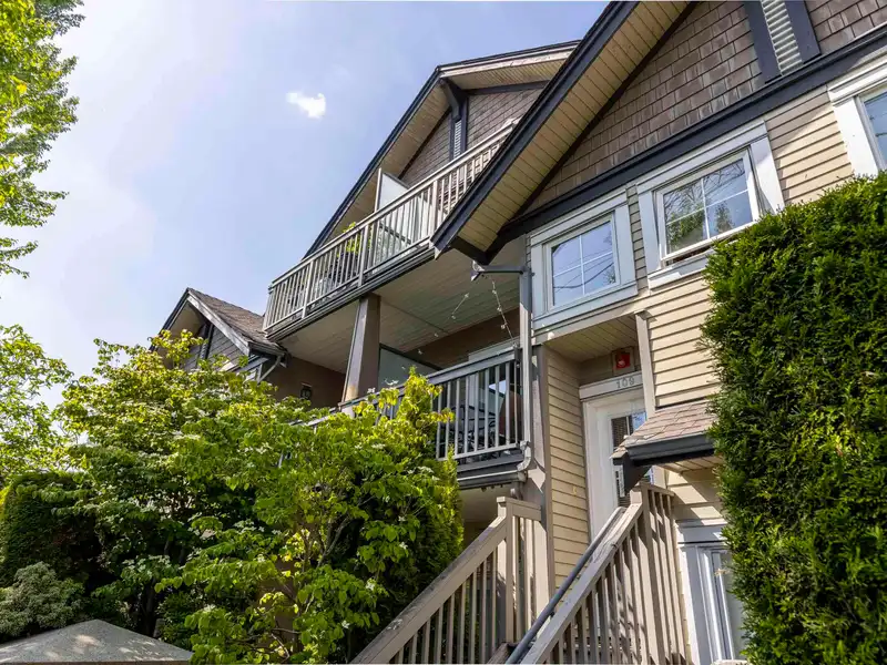 109 4438 ALBERT STREET - photo 1 of 31