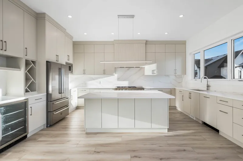 3552 MONSON CRESCENT - photo 4 of 25