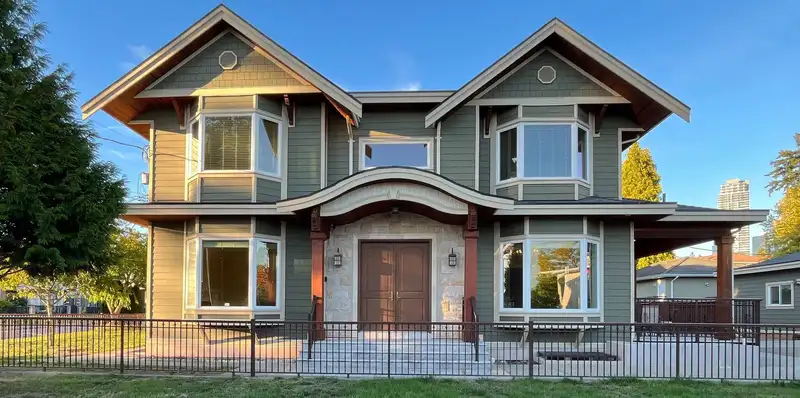 4319 GRETA STREET - photo 1 of 40