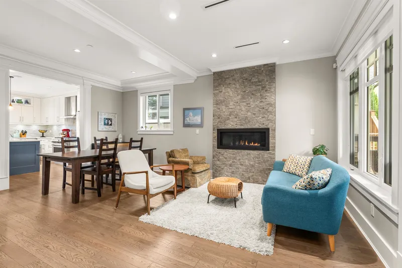 6229 ST. CATHERINES STREET - photo 4 of 25