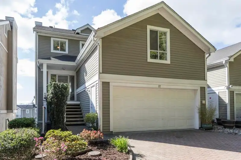 22 2656 MORNINGSTAR CRESCENT - photo 1 of 40
