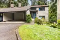 1135 HERITAGE BOULEVARD - thumbnail 1