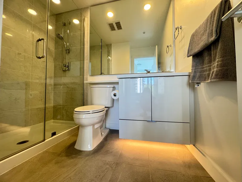 608 555 SYDNEY AVENUE - photo 3 of 25