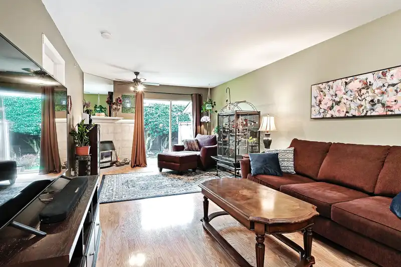 18 19270 119 AVENUE - photo 3 of 25