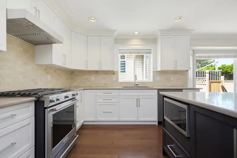 31431 SOUTHERN DRIVE - photo 4 of 40