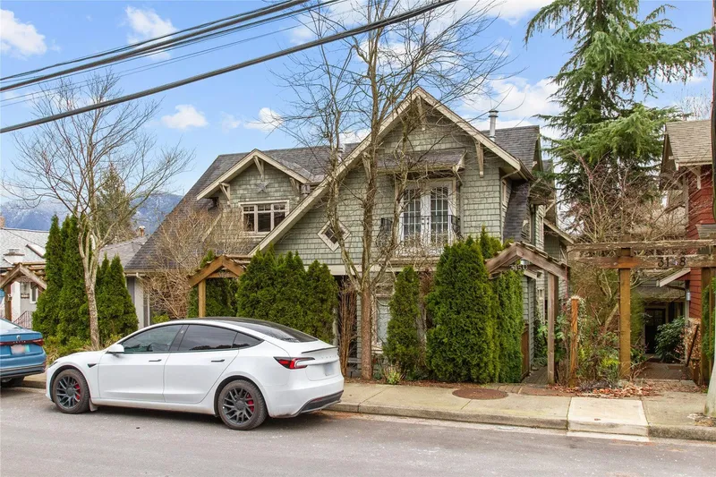 3150 FROMME ROAD - photo 1 of 25