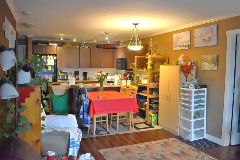 402 45559 YALE ROAD - photo 4 of 11
