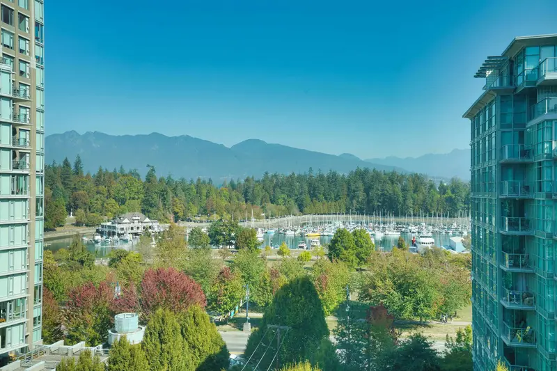 902 1888 ALBERNI STREET - photo 2 of 25