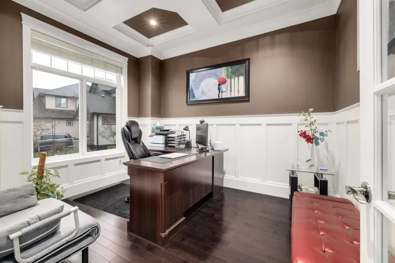 14611 36B AVENUE - photo 2 of 25