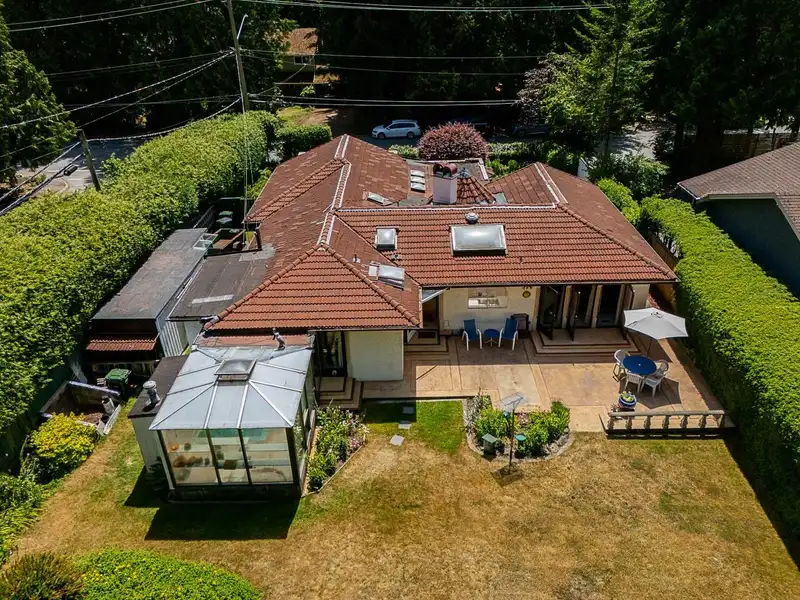 1110 HANDSWORTH ROAD - photo 1 of 40