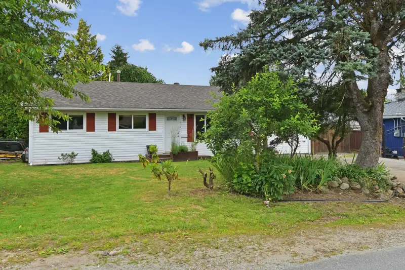 12181 230TH STREET - photo 2 of 22