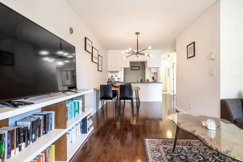 304 135 ELEVENTH STREET - photo 3 of 21