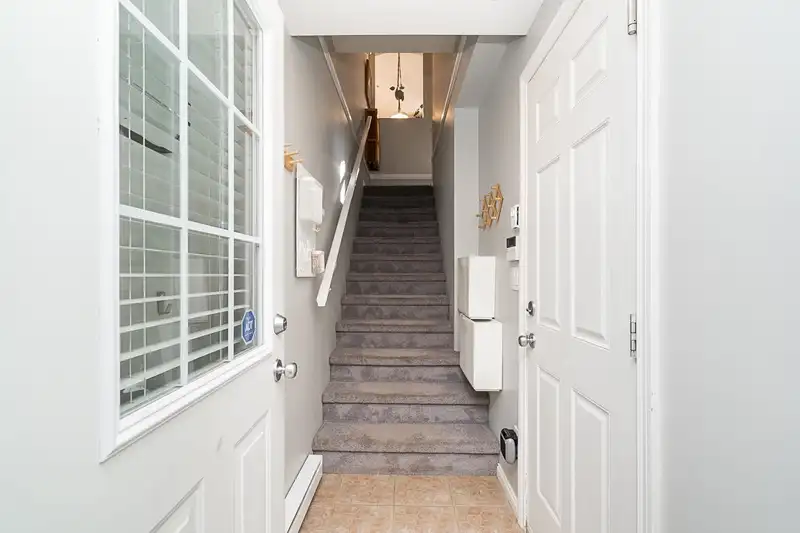 21 19141 124 AVENUE - photo 4 of 40