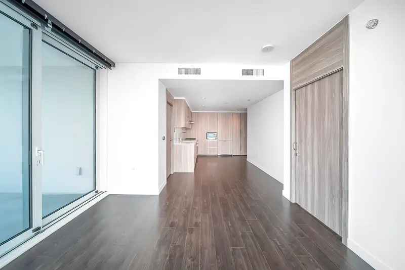 2702 4720 LOUGHEED HIGHWAY - photo 3 of 25