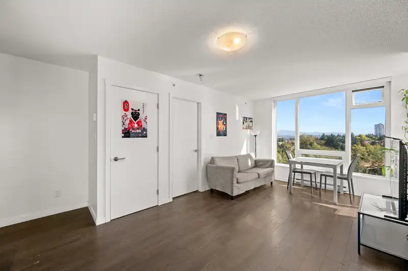 1507 5515 BOUNDARY ROAD - photo 3 of 30