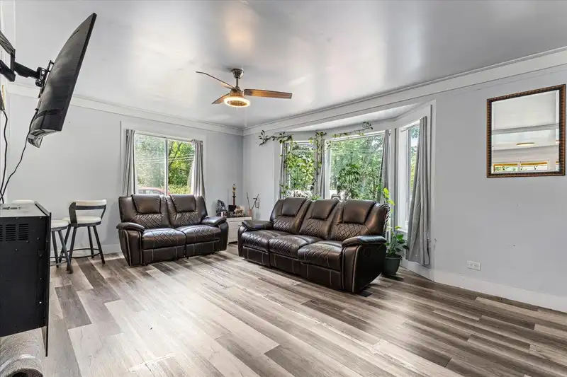 50970 YALE ROAD - photo 4 of 19