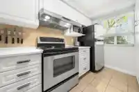 249 2565 W BROADWAY - thumbnail 12