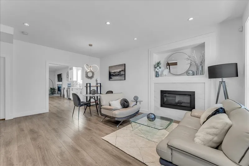 7430 CANADA WAY - photo 4 of 25