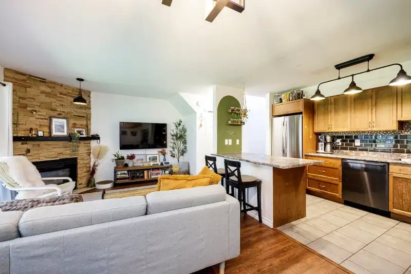 27 21960 RIVER ROAD - photo 4 of 21