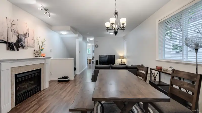 35 8655 159 STREET - photo 4 of 20