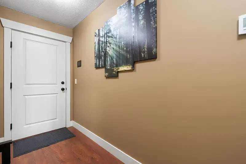 207 45893 CHESTERFIELD AVENUE - photo 3 of 21