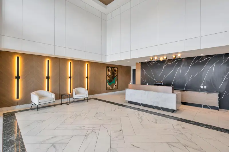 707 1526 FINLAY STREET - photo 3 of 25