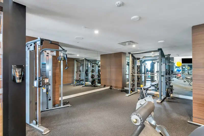 707 1526 FINLAY STREET - photo 4 of 25