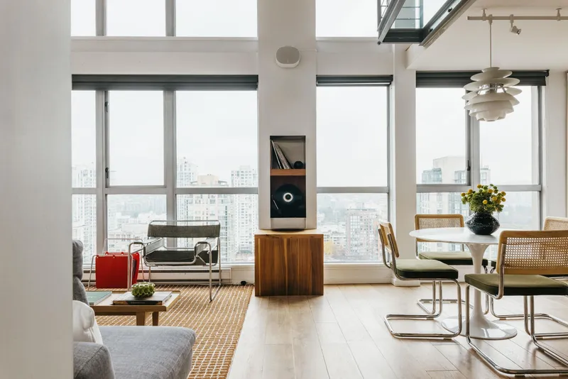 2008 1238 RICHARDS STREET - photo 1 of 15