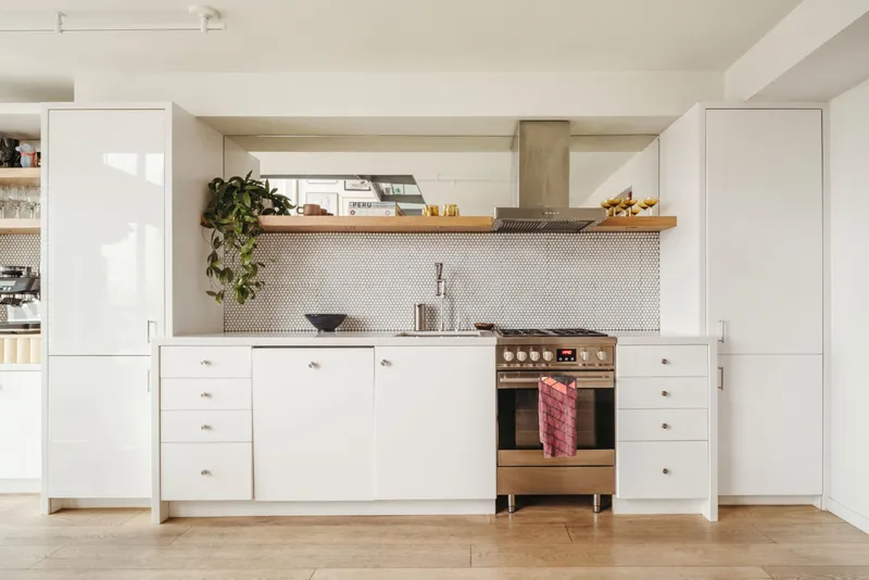 2008 1238 RICHARDS STREET - photo 3 of 15