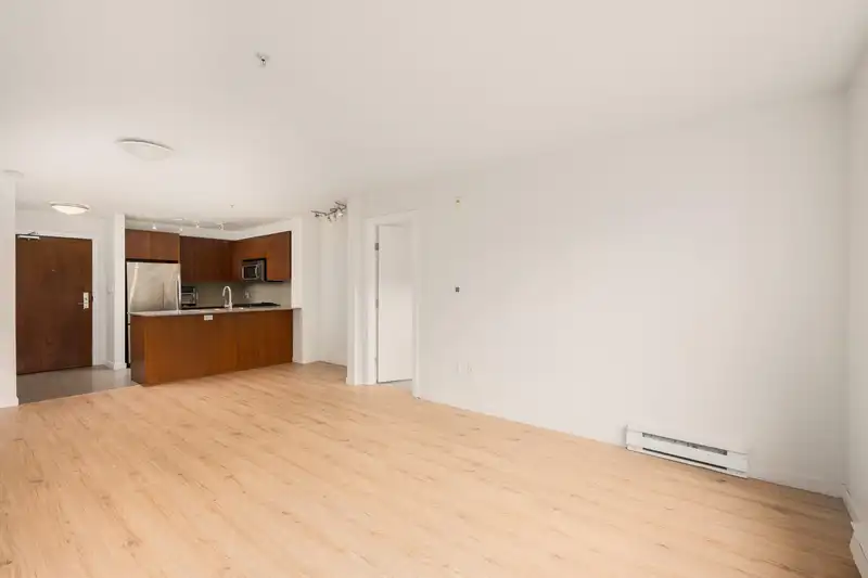103 5775 IRMIN STREET - photo 3 of 31