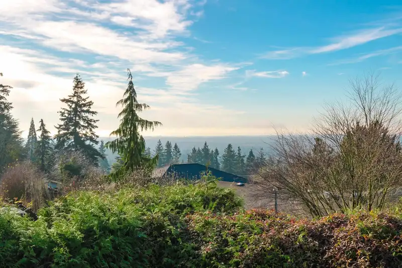 7999 WILTSHIRE BOULEVARD - photo 1 of 40