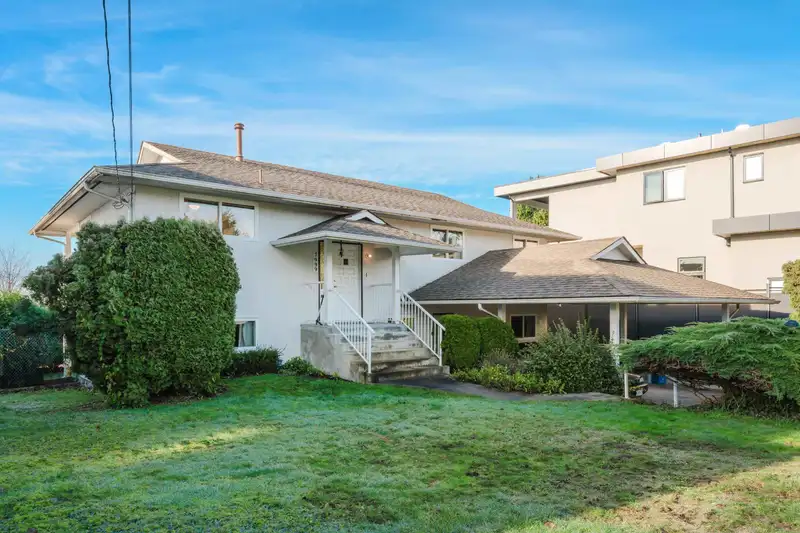 7999 WILTSHIRE BOULEVARD - photo 2 of 40