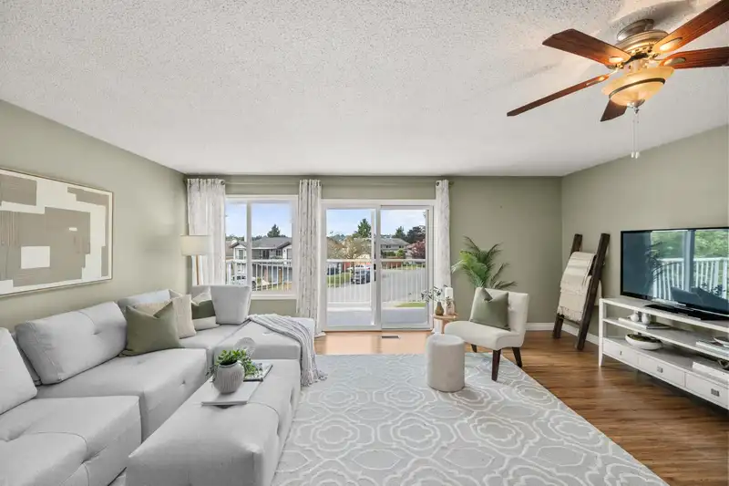 31454 SPRINGHILL PLACE - photo 4 of 39