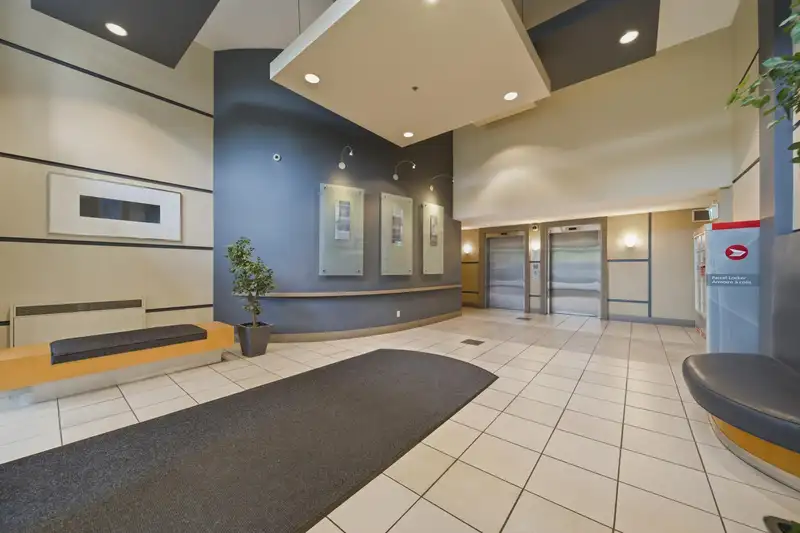 803 3520 CROWLEY DRIVE - photo 4 of 28