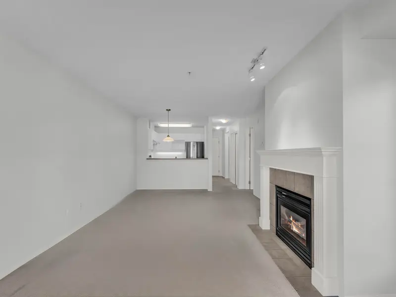 201 2393 WELCHER AVENUE - photo 2 of 23