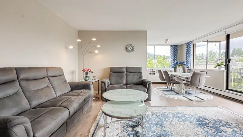 605 555 13TH STREET - photo 4 of 25