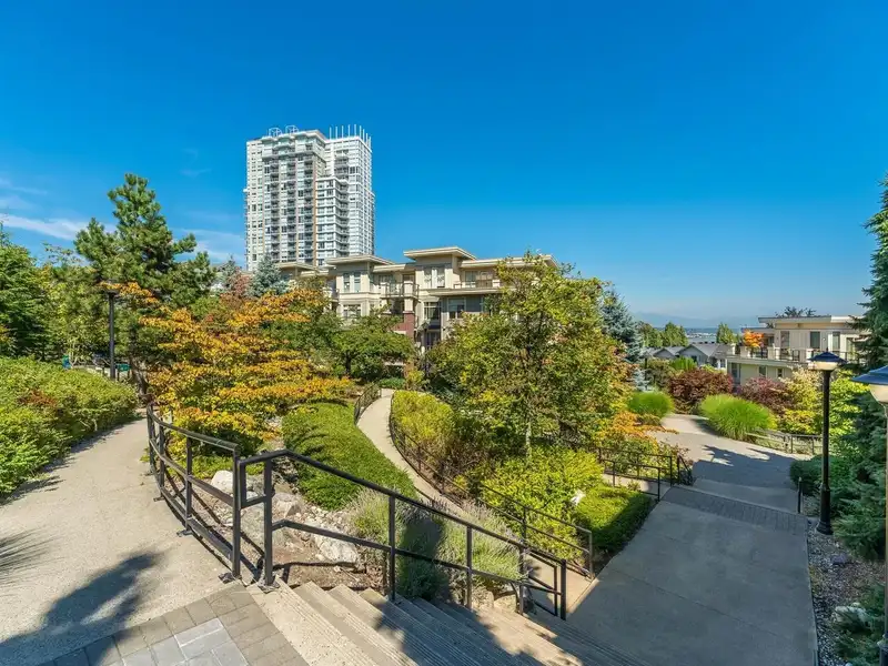 307 285 ROSS DRIVE - photo 1 of 1